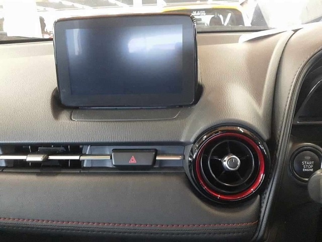 Mazda CX-3 2017 8243699-12
