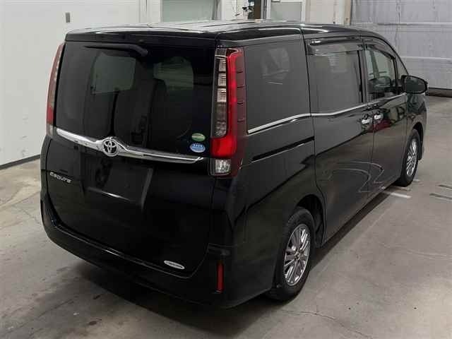Toyota ESQUIRE 2015 8247691-5