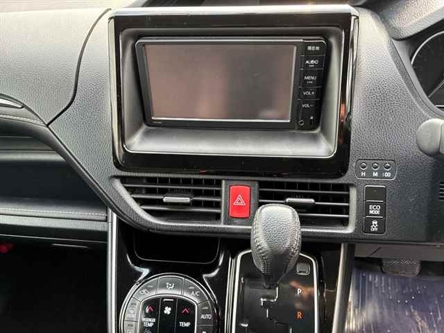 Toyota ESQUIRE 2015 8247691-6