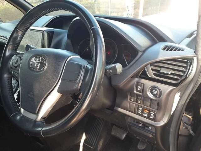 Toyota ESQUIRE 2017 8247694-9