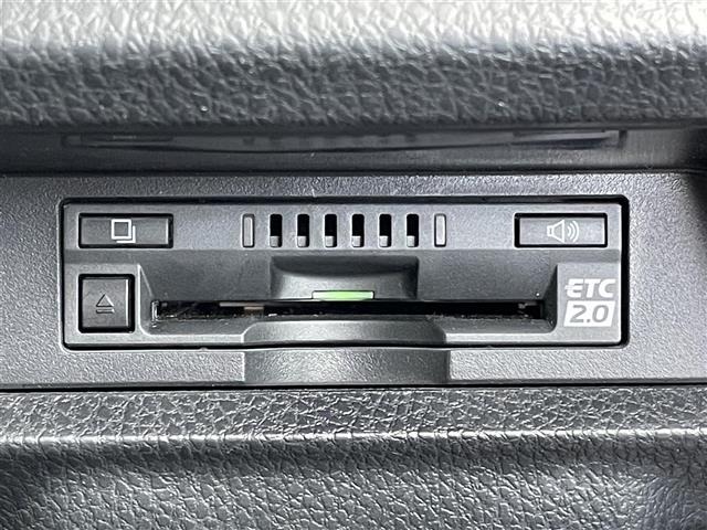 Toyota ESQUIRE 2019 8247740-3