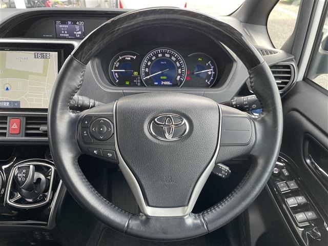 Toyota ESQUIRE 2019 8247740-6