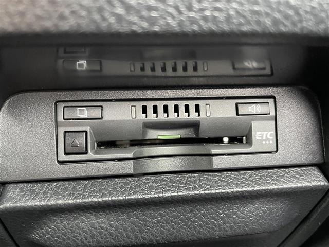 Toyota ESQUIRE 2020 8247766-7