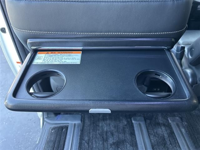 Toyota ESQUIRE 2017 8247769-4