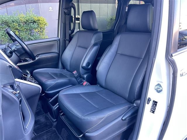 Toyota ESQUIRE 2017 8247769-6