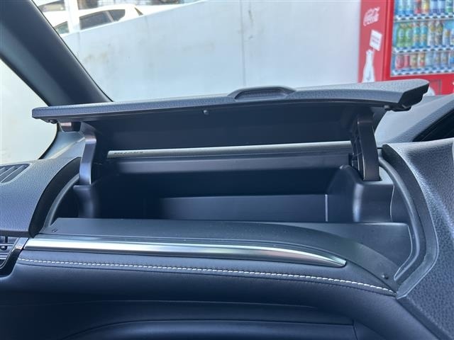 Toyota ESQUIRE 2017 8247769-8
