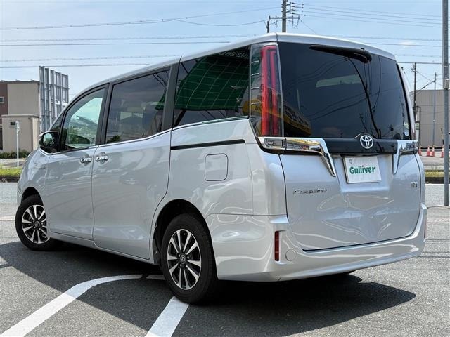 Toyota ESQUIRE 2018 8247770-13