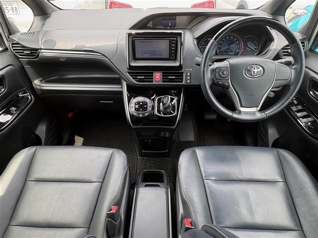 Toyota ESQUIRE 2018 8247770-14