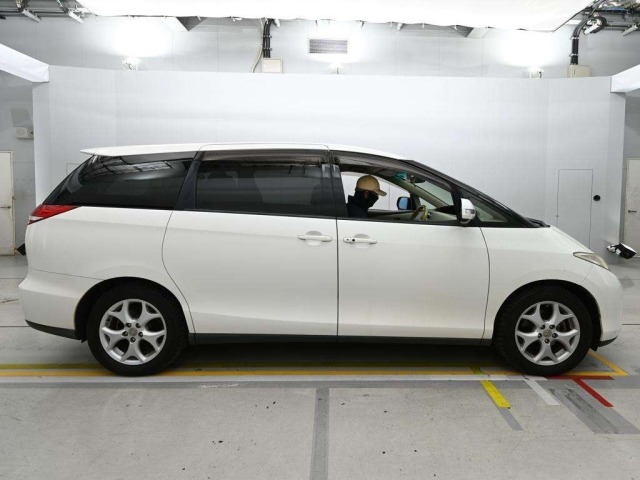 Toyota ESTIMA 2007 8247897-3