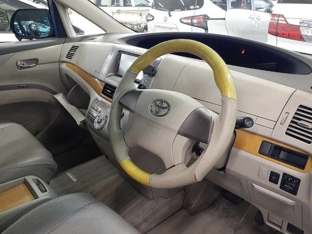 Toyota ESTIMA 2007 8247897-9