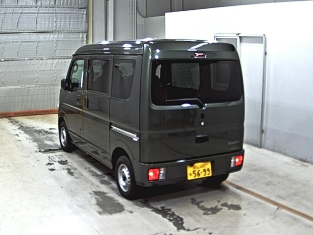 Suzuki EVERY 2025 8236896-1