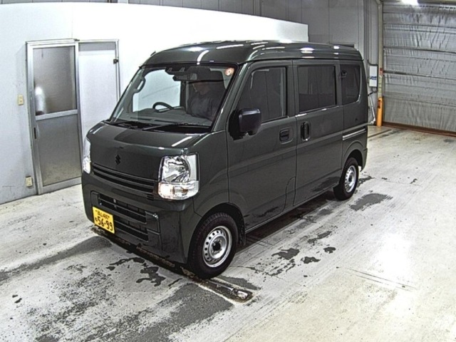 Suzuki EVERY 2025 8236896-4