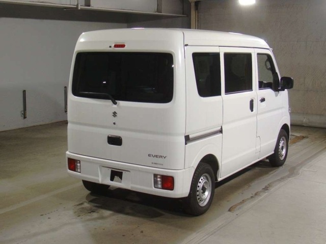 Suzuki EVERY 2025 8236929-1