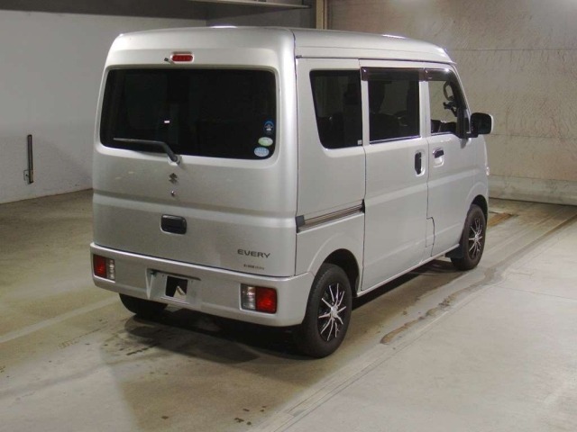 Suzuki EVERY 2015 8236930-1