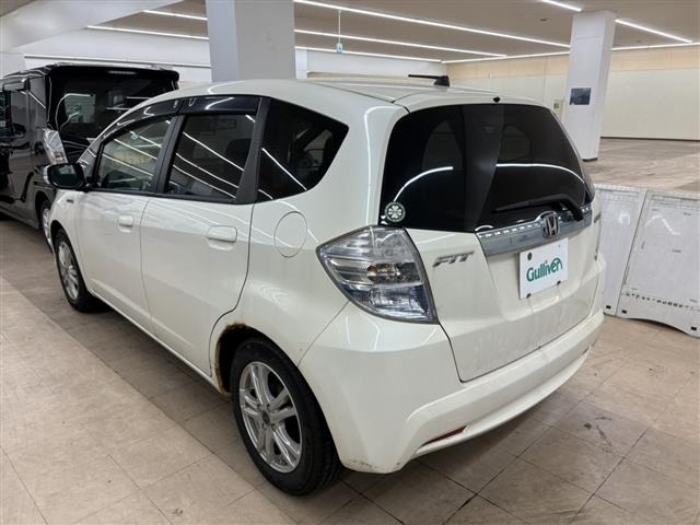 Honda FIT 2013 8236879-1