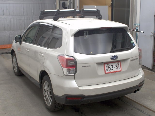 Subaru FORESTER 2018 8243185-1