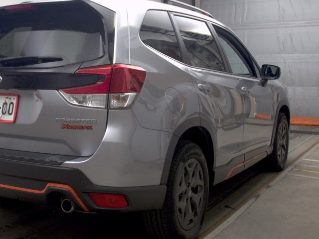 Subaru FORESTER 2018 8243187-5