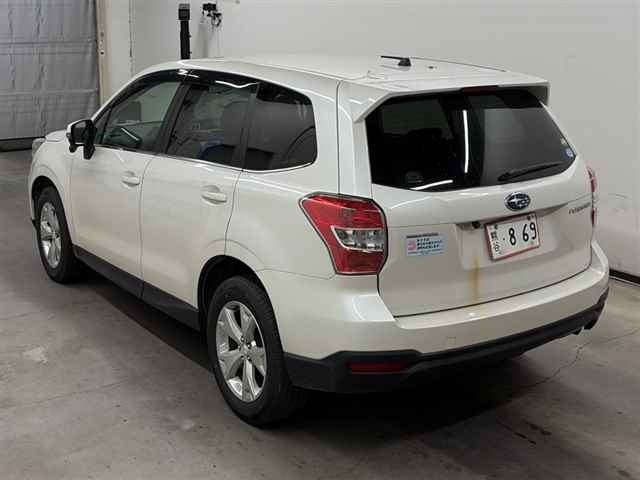Subaru FORESTER 2014 8243221-1