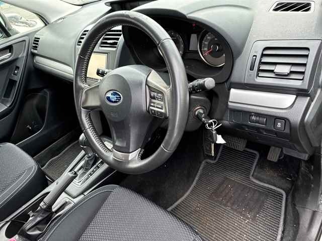 Subaru FORESTER 2014 8243221-3