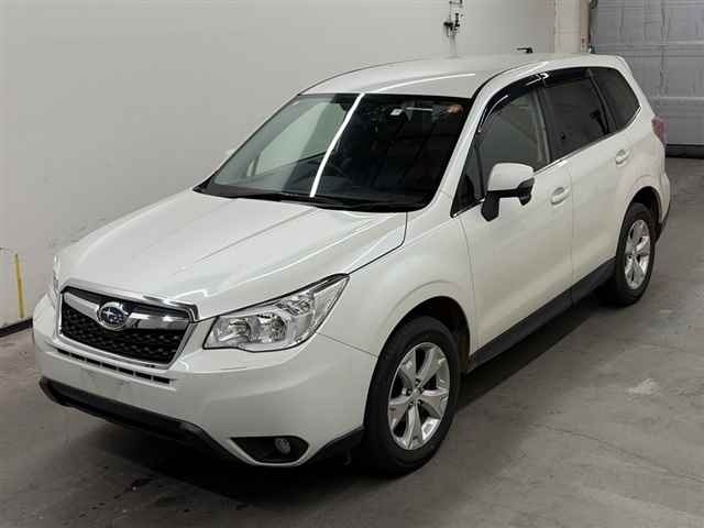 Subaru FORESTER 2014 8243221-4