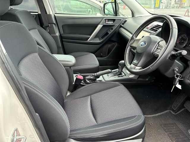 Subaru FORESTER 2014 8243221-7