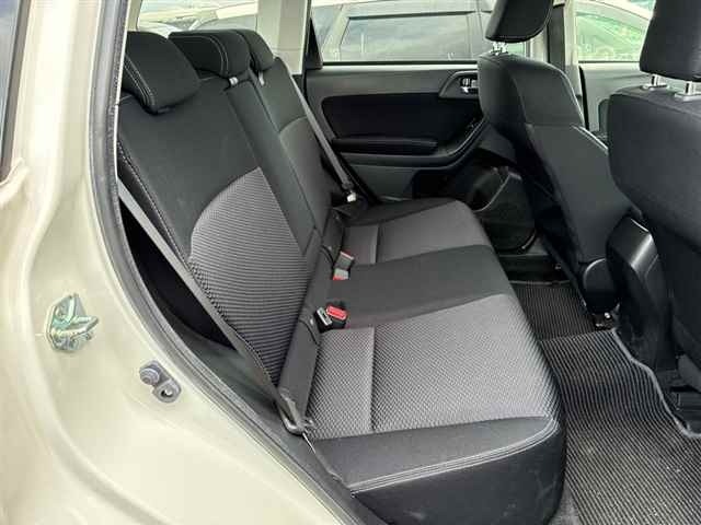 Subaru FORESTER 2014 8243221-8