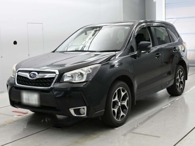 Subaru FORESTER 2015 8243241-0