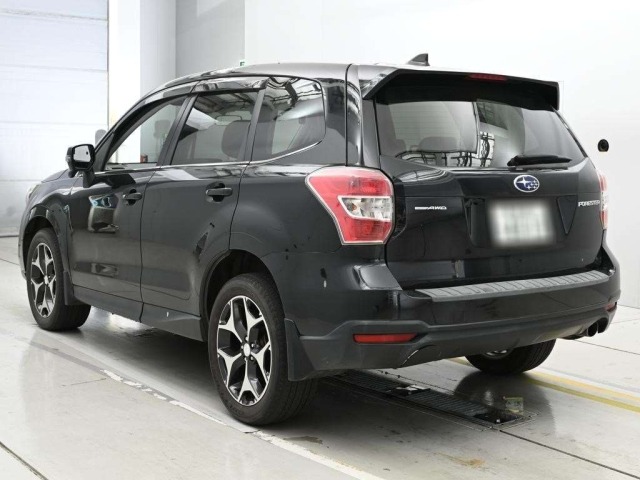 Subaru FORESTER 2015 8243241-6