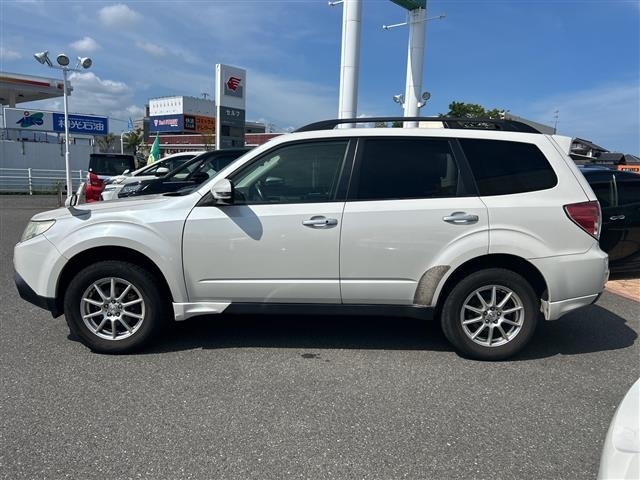 Subaru FORESTER 2012 8243466-1
