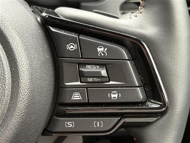 Subaru FORESTER 2025 8243472-8