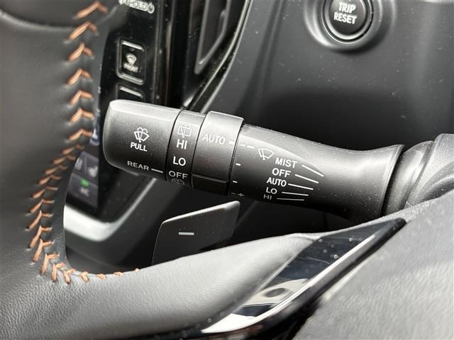 Subaru FORESTER 2025 8243472-9
