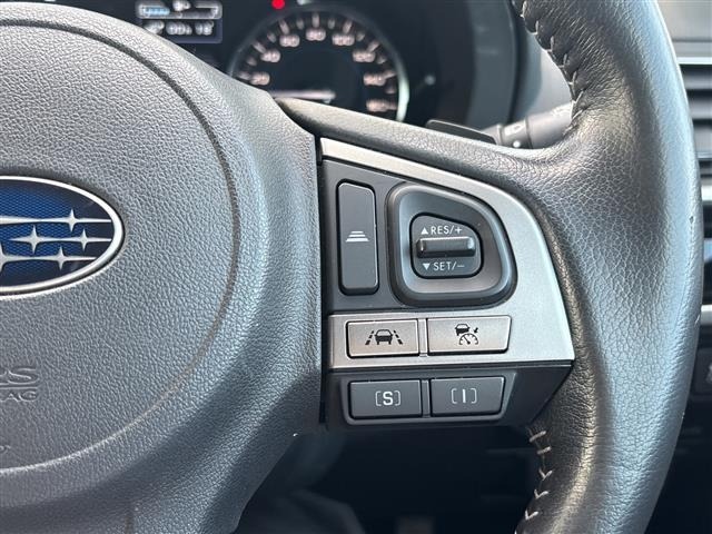 Subaru FORESTER 2016 8243489-1