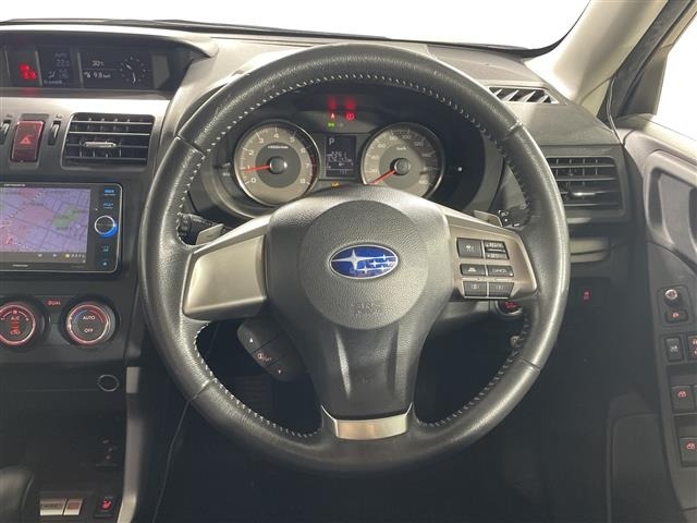 Subaru FORESTER 2014 8243490-21