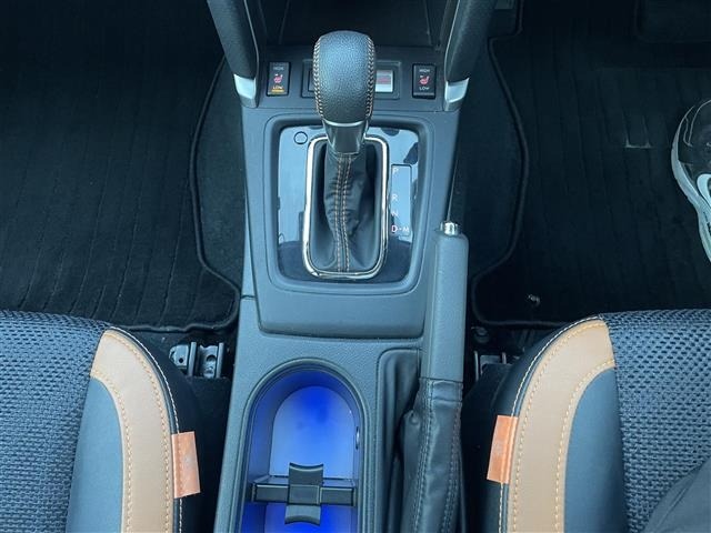 Subaru FORESTER 2018 8243523-10