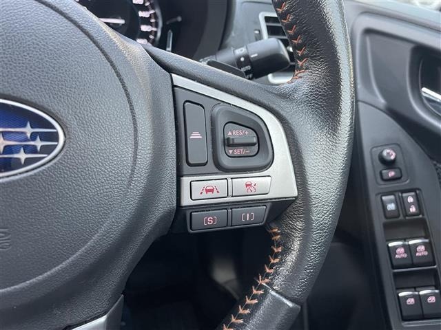 Subaru FORESTER 2018 8243523-7