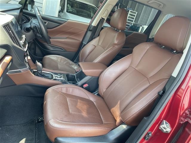 Subaru FORESTER 2018 8243541-9