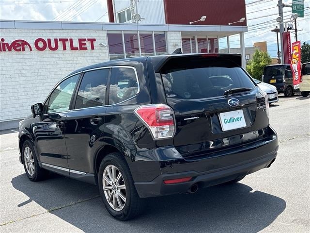 Subaru FORESTER 2016 8243542-2