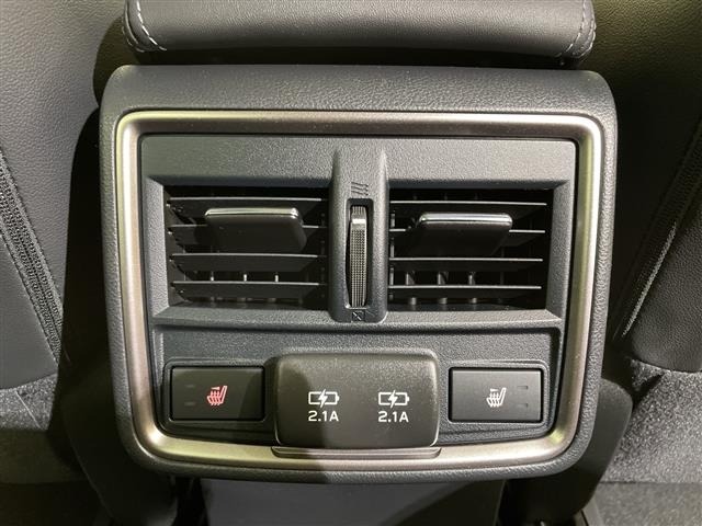 Subaru FORESTER 2023 8243560-5
