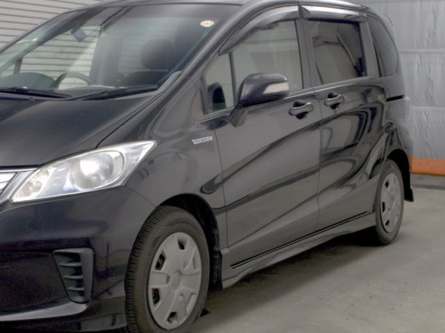 Honda FREED 2012 8248155-4