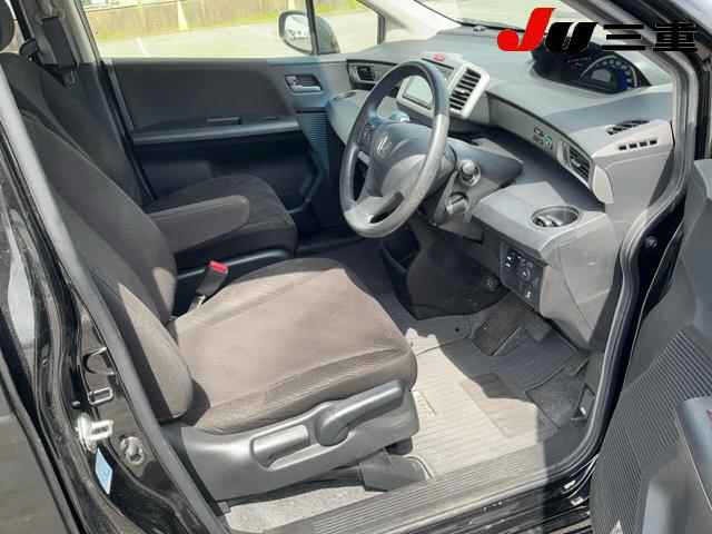 Honda FREED 2015 8248162-4