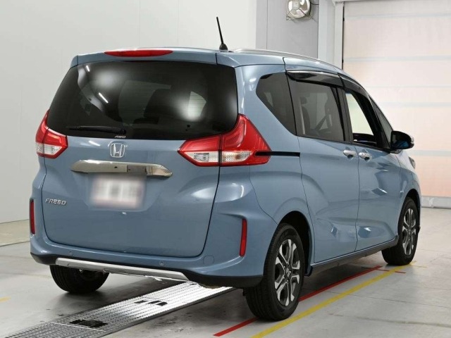Honda FREED 2021 8248181-1