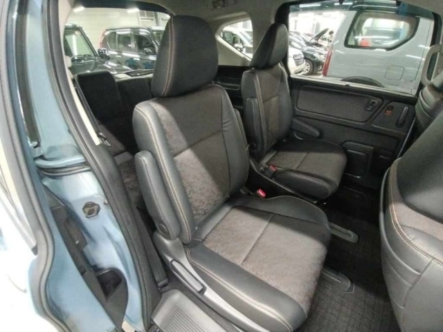 Honda FREED 2021 8248181-12