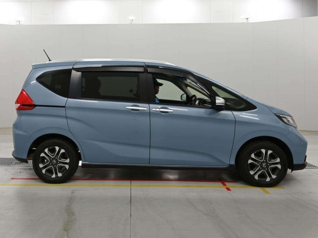 Honda FREED 2021 8248181-3