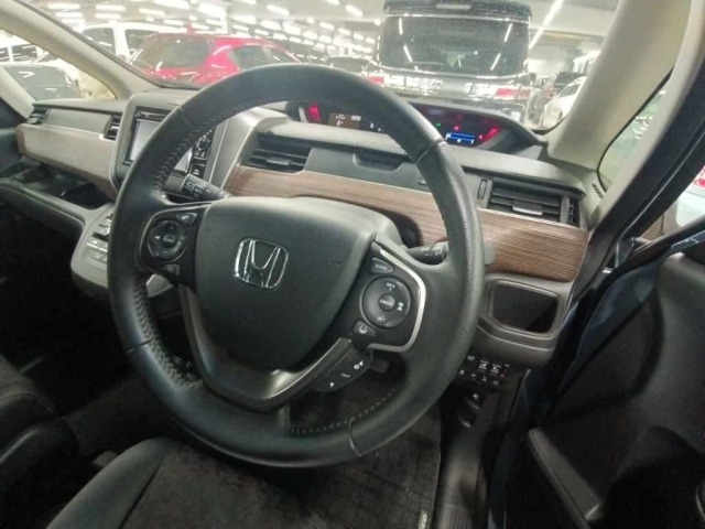 Honda FREED 2021 8248181-9