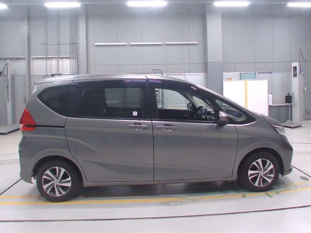 Honda FREED 2023 8248182-3