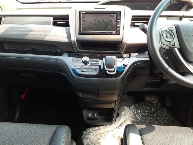 Honda FREED 2023 8248182-9