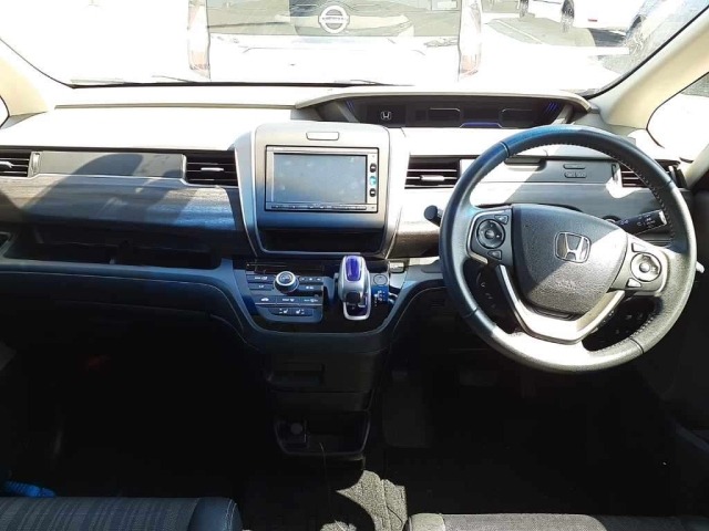 Honda FREED 2017 8248185-9