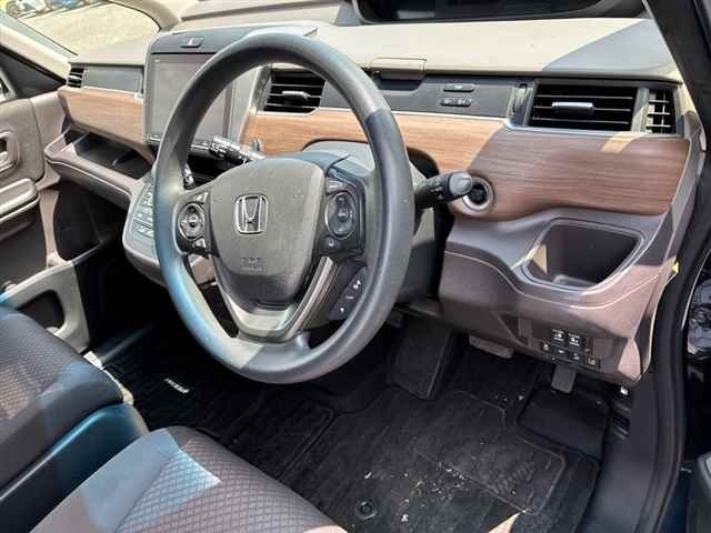 Honda FREED 2021 8248194-3