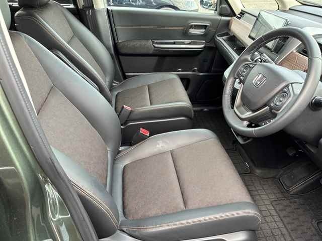 Honda FREED 2023 8248197-7