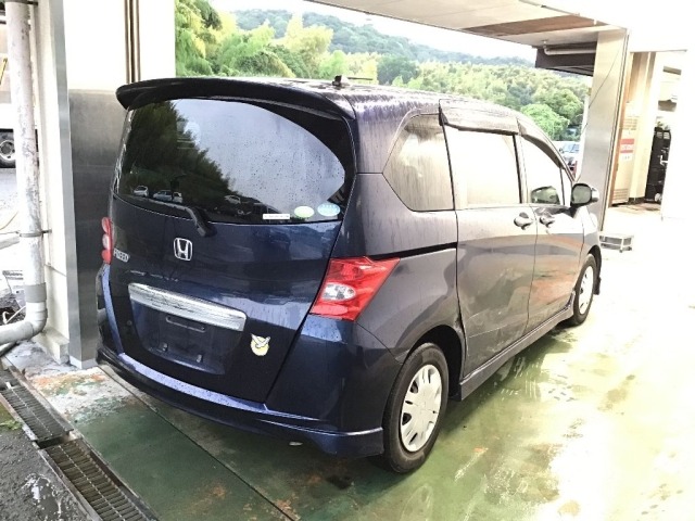 Honda FREED 2010 8248202-4